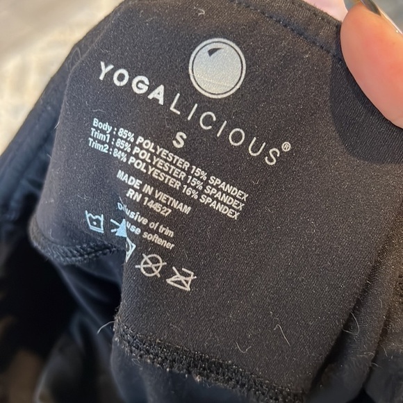 𝅺YOGALICIOUS black crop mesh back leggings size small - Picture 7 of 7